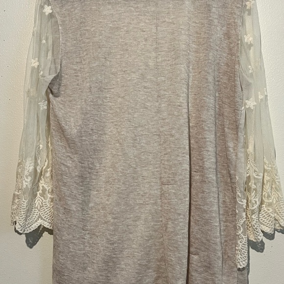 Maurices Large Lightweight Cardigan w/ 3/4 sleeve and embroidered Mesh Lace - Picture 8 of 8